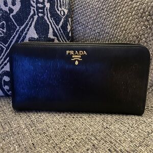 Prada Milano long zip authentic wallet